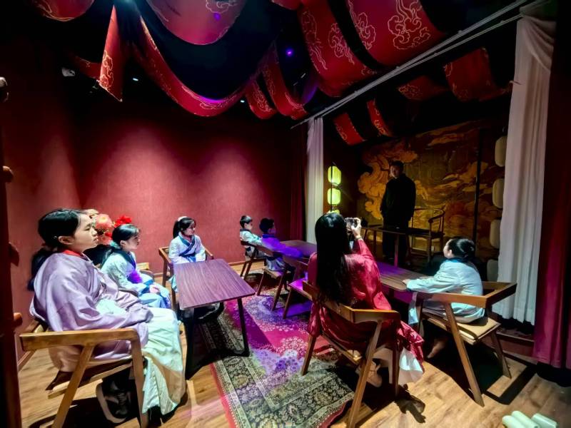 九龙县互动剧场策划